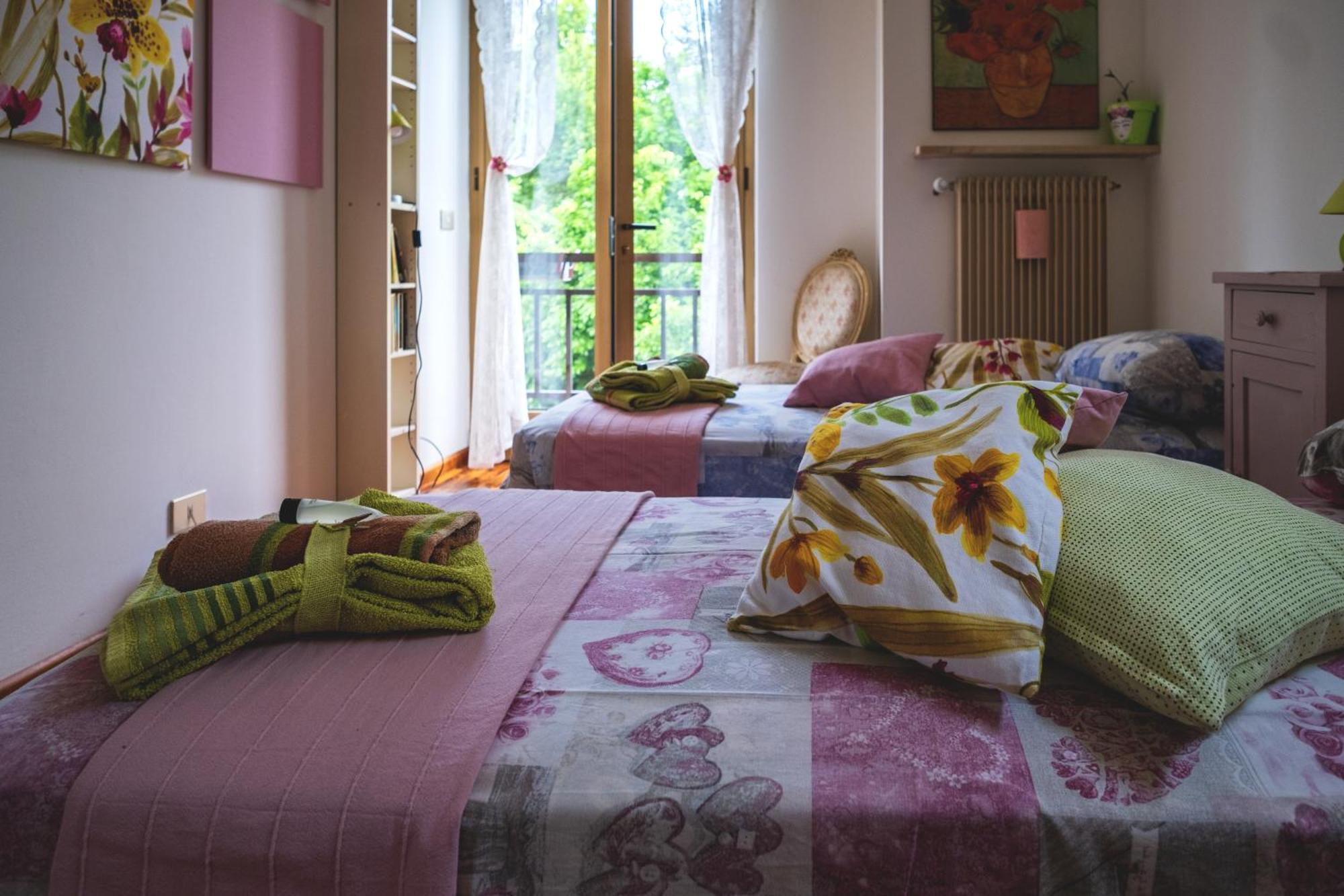 La Vie En Rose Bed & Breakfast Buia Eksteriør bilde
