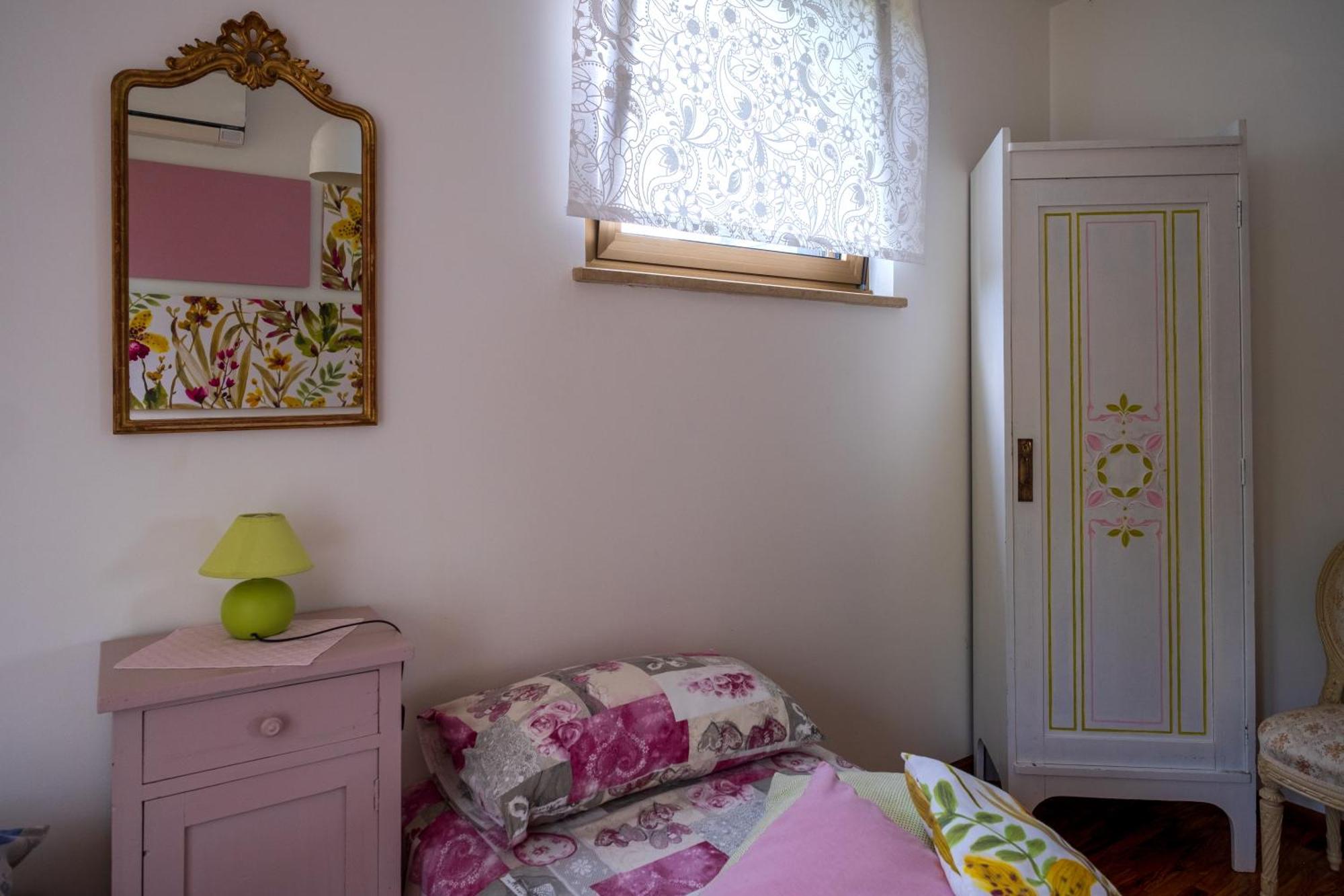 La Vie En Rose Bed & Breakfast Buia Eksteriør bilde